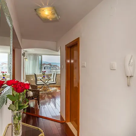Beach Split Apartments Apartman *
