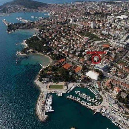 Beach Split Apartments Apartment